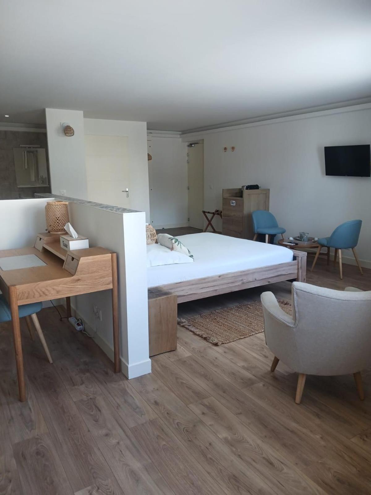 Cotinga Hotel Villars-les-Dombes Ngoại thất bức ảnh